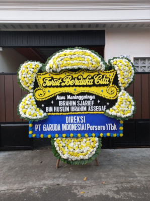 Papan Bunga Duka di Pangkalan Banteng